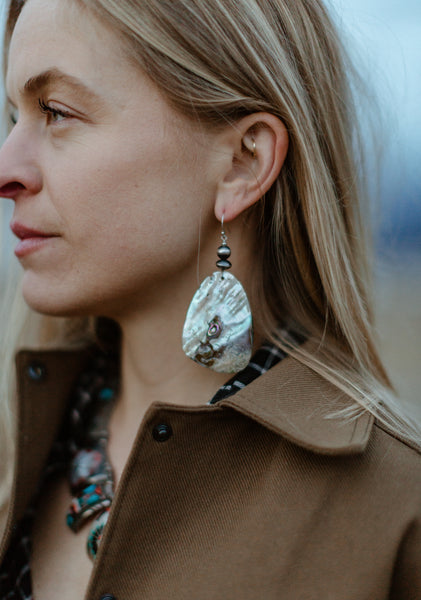 Mother of Pearl Disc Earrings - Mirage Earrings - Large MOP Disks - PB25E109-PBO