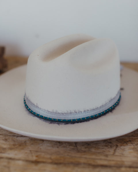 BEADED GLASS HAT BAND