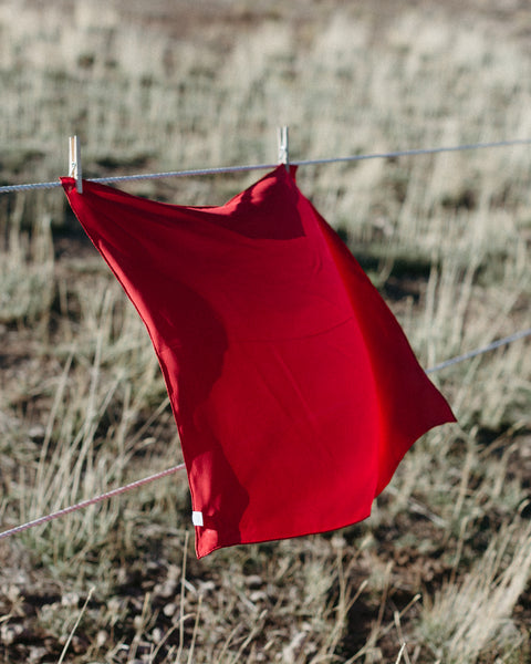 CROSSBOW BANDANA - Pomegranate Red