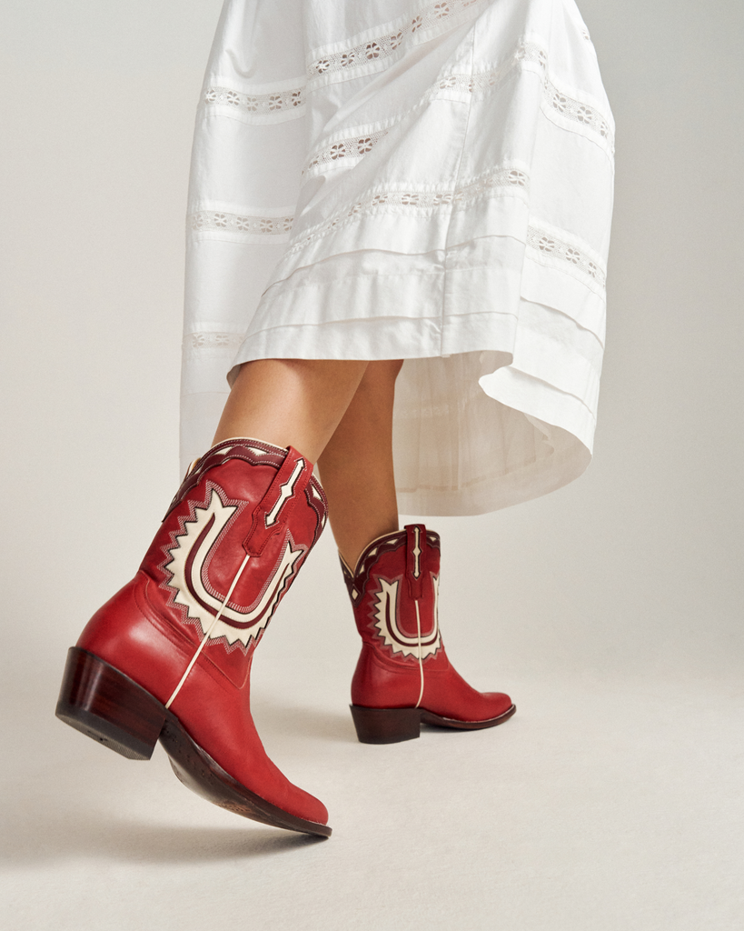 CUTE RED COWGIRL BOOTS