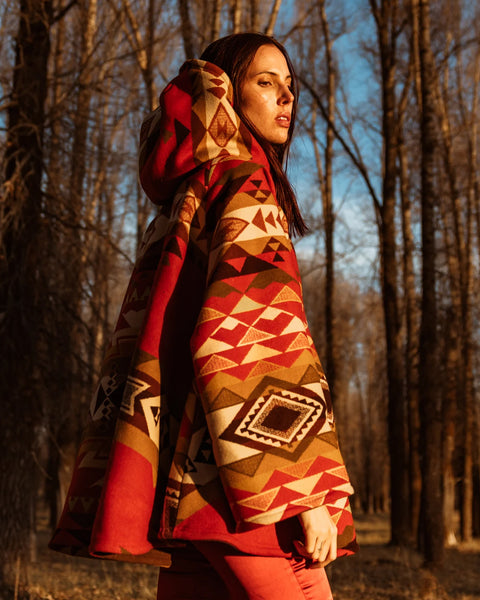 HIGHLAND PEAK CLASSIC CLOAK