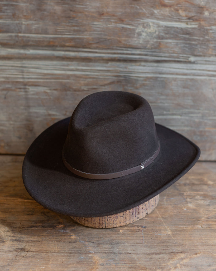 WESTERN CUSTOM COWBOY AND COWGIRL HATS