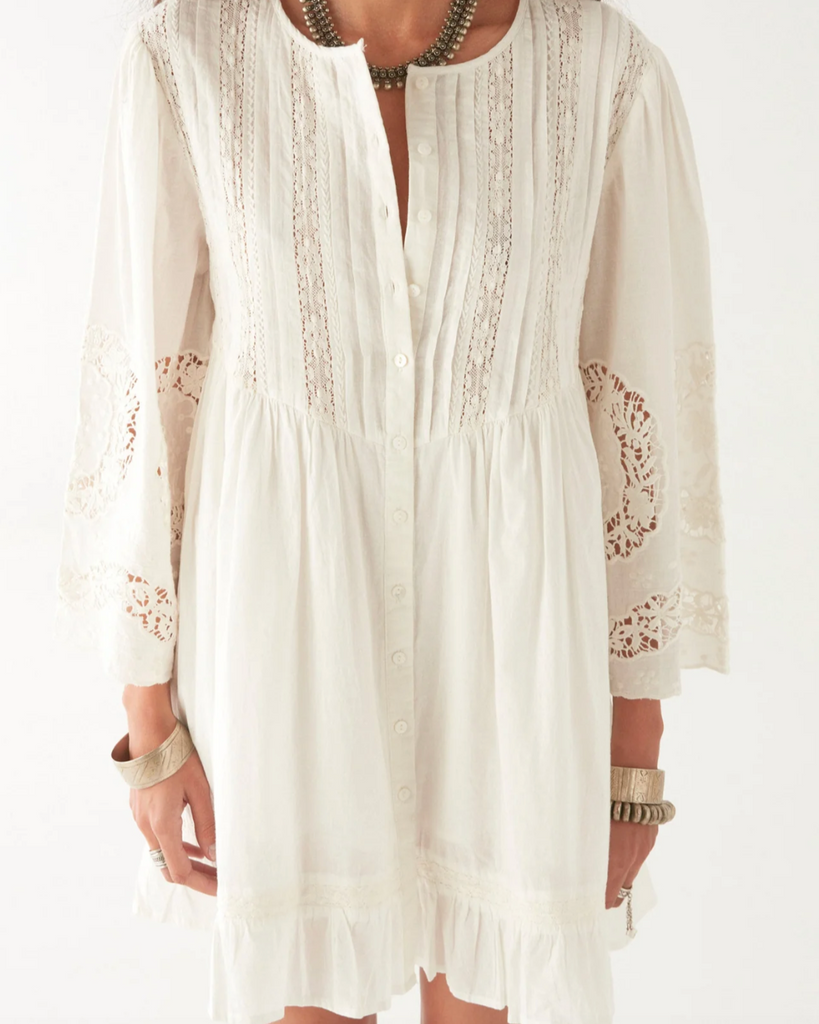 WOMENS SHORT WHITE BUTTON DOWN DRESS WITH SLEEVES