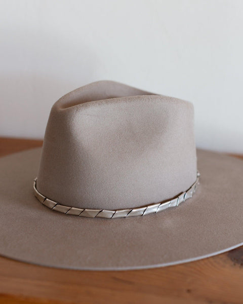 Jill Rikkers Twisted Silver Hat Band - Crossbow