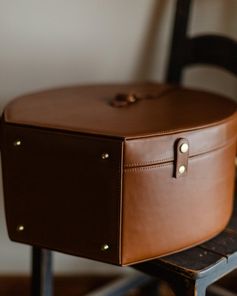 LEATHER HAT BOX - Crossbow