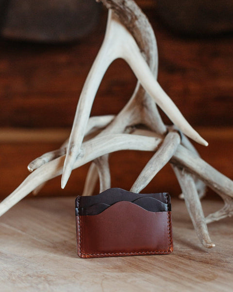 MOUNTAIN CARD SLEEVE - Crossbow